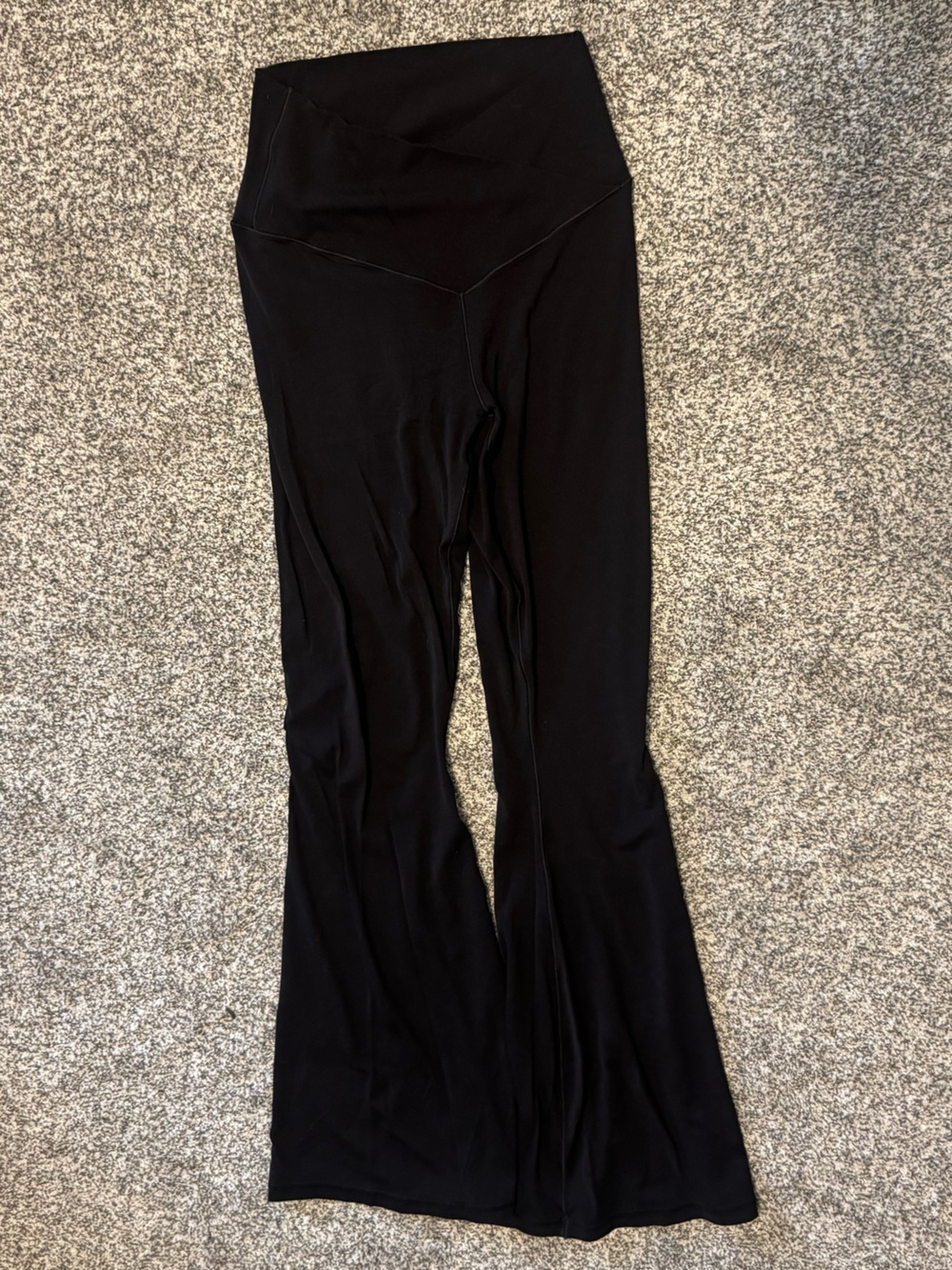 aerie Offline Black Leggings - Stretchy Everyday Slim Fit w Flare, Size M, NWOT